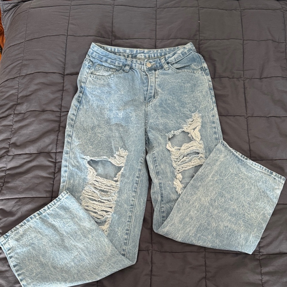 SHEIN Light Blue Distressed Boyfriend Jeans